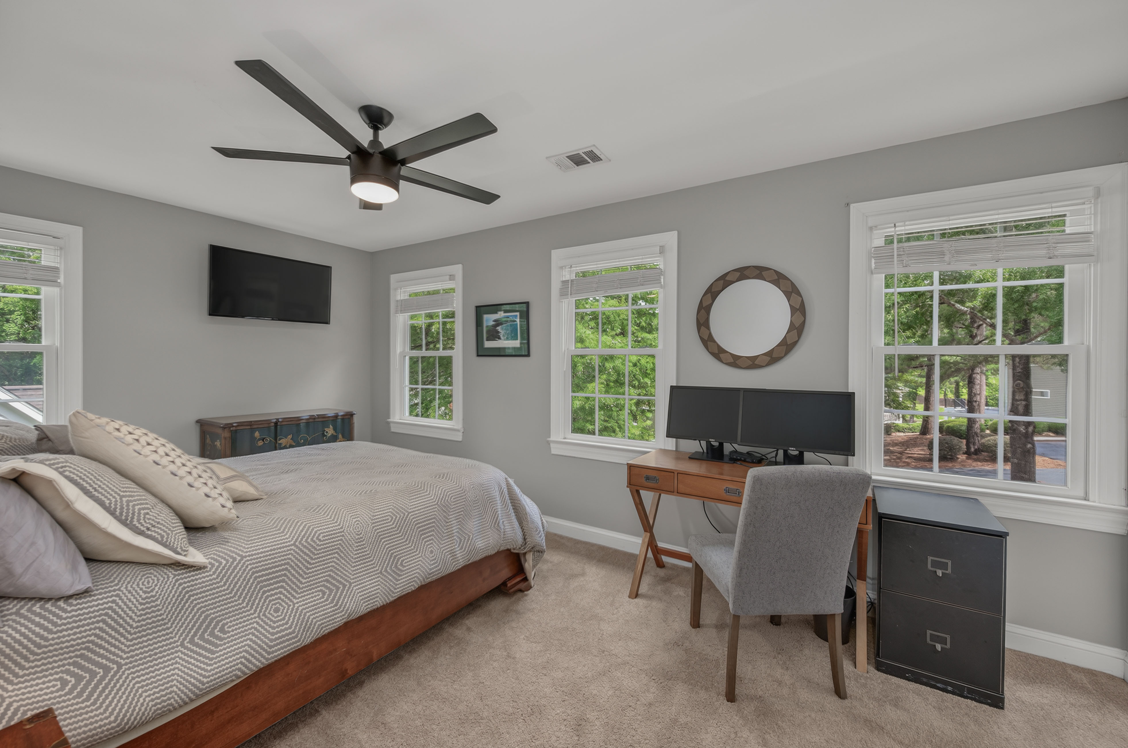 1040 Village Loop image 24